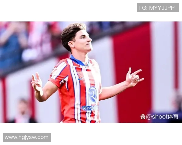 利物浦与马竞激战正酣解说员带你领略足球盛宴的精彩瞬间